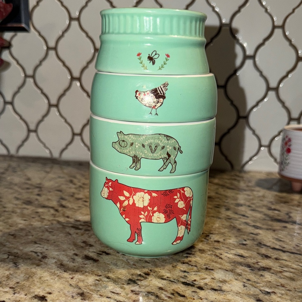 Farm Animal Design Measuring Cup kitchen decor